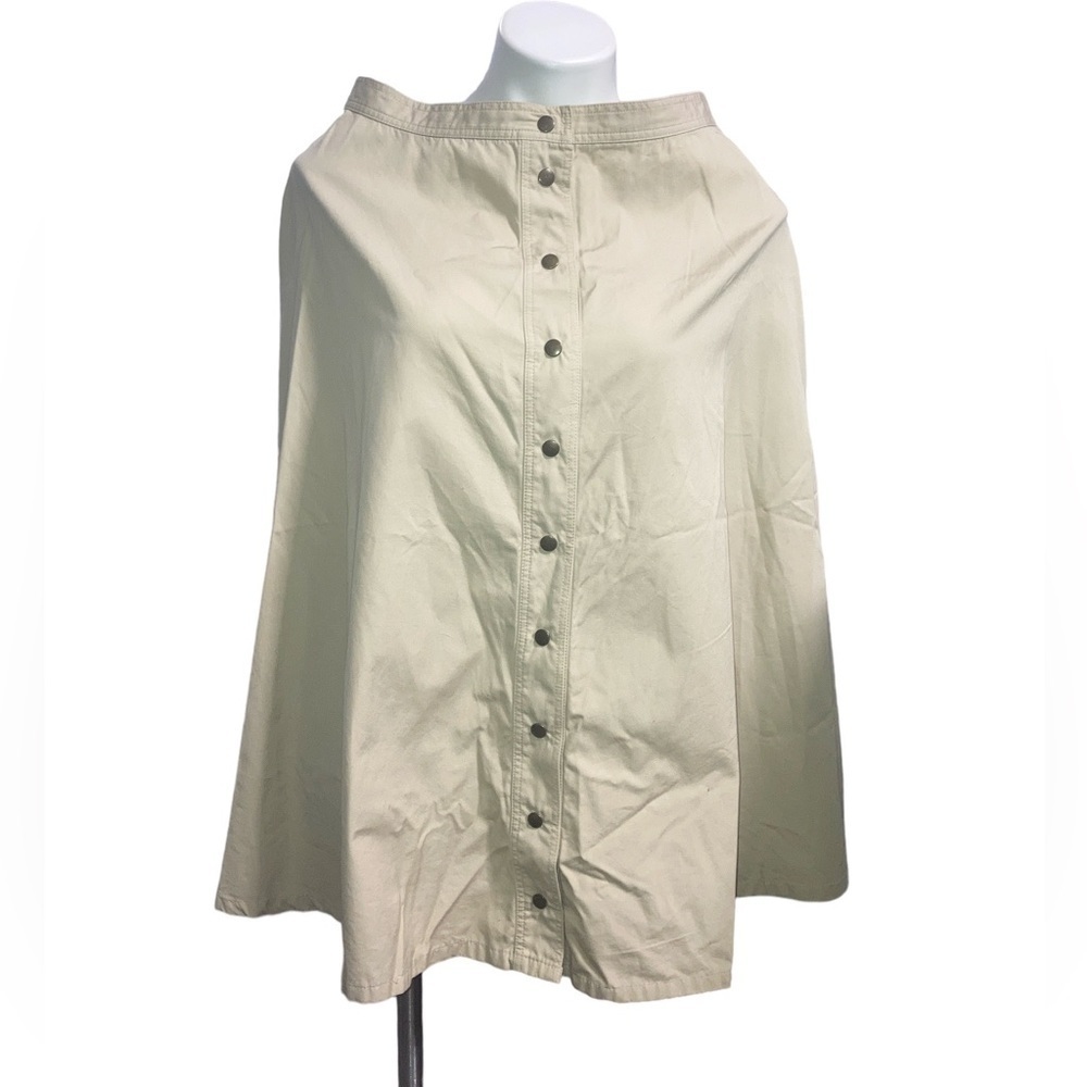 Harvé Benard Women’s Size 14 Khaki Tan Button Down Poncho